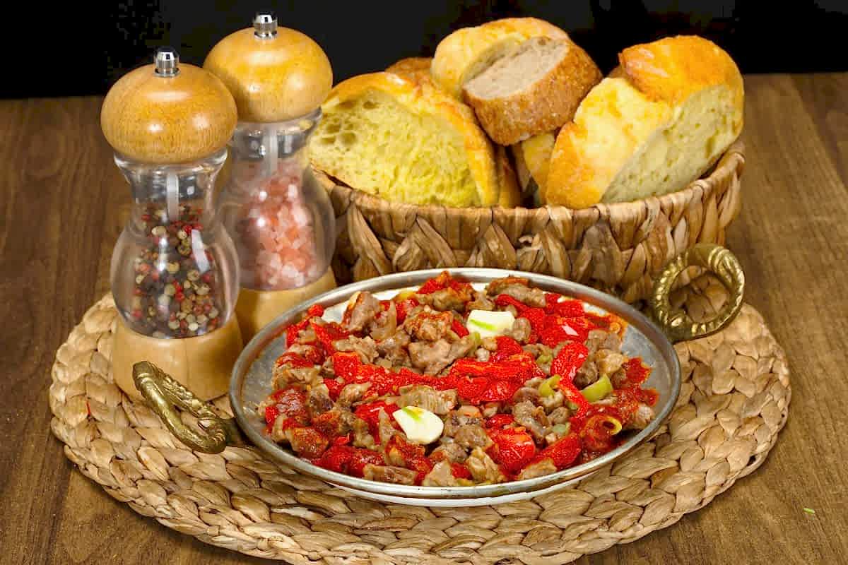 Et Sac Kavurma+Pilav+Mevsim Salata