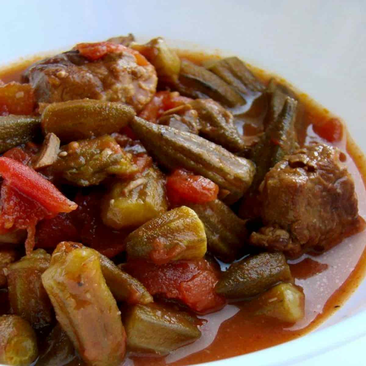 Etli Bamya Yemeği